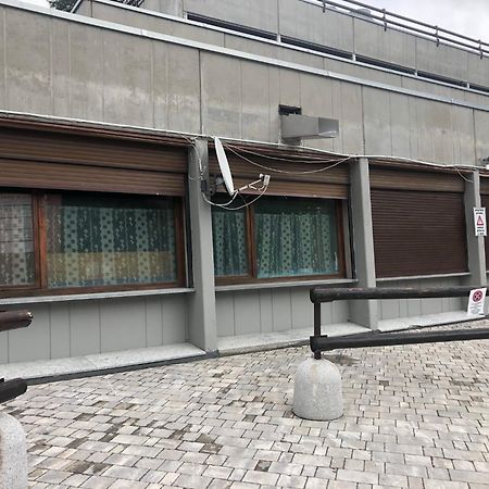 Condominio Circus ブレウイル・チェルヴィナイア エクステリア 写真